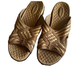 Privo woven tan criss cross slide sandals